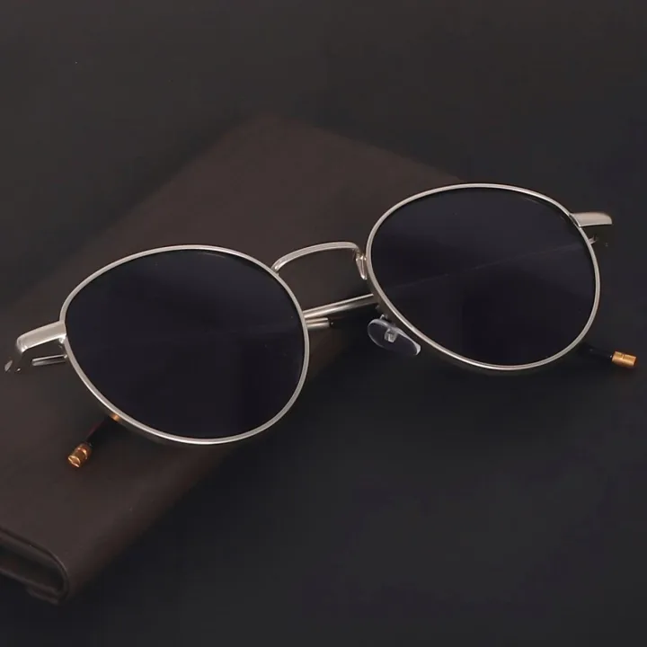 Silver%20Metal%20Thin%20Square%20Retro%20Trendy%20Sunglasses%20For%20Men%20-%20Black%20Lens%20%7C%20Fashion%20Polycarbonate%20Frame%20Sunglasses%20For%20Men%20-%20Image%205