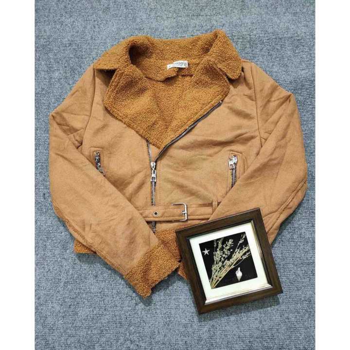 Long%20Sleeve%20Lapel%20Zipper%20Women's%20Sawar%20Jacket%20Winter%20Warm%20Coat%20Fur%20One%20Retro%20Sawar%20Jacket%20For%20Women%20-%20Fashion%20%7C%20Women's%20Wear%20%7C%20-%20Image%202