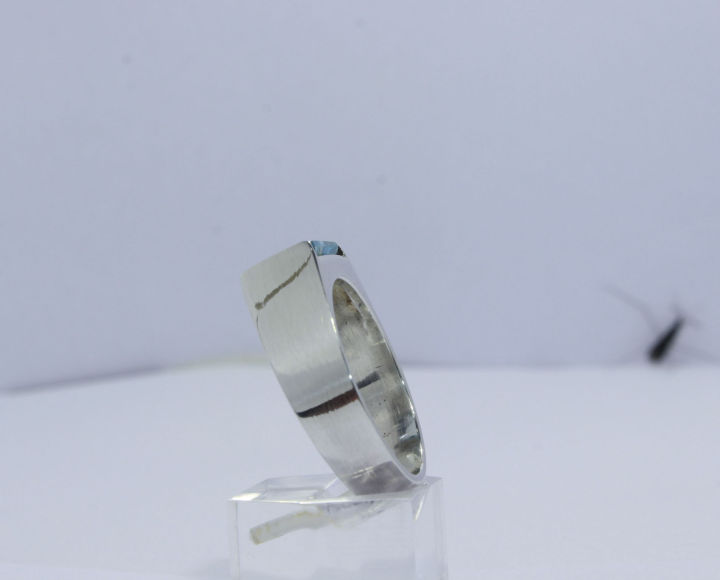 Silver%20Blue%20Topaz%20Ring%20-%20Image%205