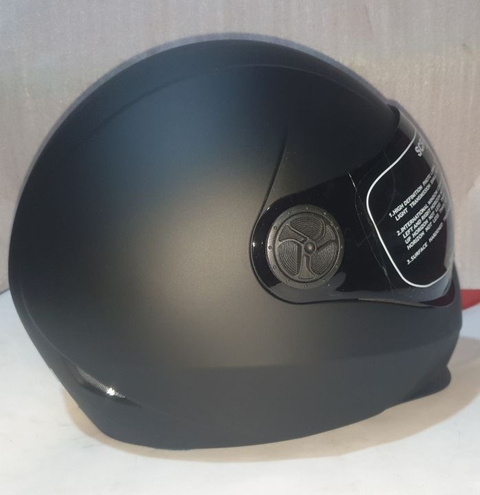 Steelbird%20Adonis%20Matte%20Black%20Full%20Face%20Helmet%20%7C%20Anti%20Scratch%20Coated%20Visor%20With%20Quick%20Release%20Mechanism%20&%20Extra%20Comfort%20Padding%20-%20Image%204
