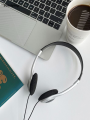 Sutuiying Retro classic headset plug-in headphones, wear photo jewelry Fifty percent discount headphones, sports e-book compact headset headset headphones. 