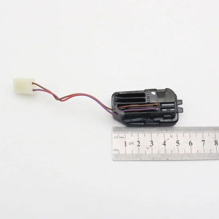 Car%20Mirror%20Puddle%20LED%20Light%20Rearview%20Mirror%20Courtesy%20Lamp%20Right%20-%20Image%208