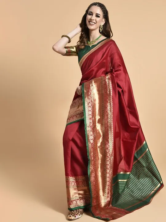 Red%20&%20Green%20Zari%20Silk%20Blend%20Banarasi%20Saree%20-%20Image%203