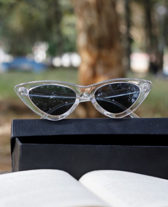 Classy Cat Eye Gentle Monster Sunglasses For Women With Free Box