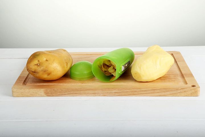 Multifunction%20Potato%20&%20Vegetable%20Peeler%20with%20Storage%20Box%20%E2%80%93%20Ergonomic%20Non-Slip%20Handle%20for%20Peeling%20Carrots,%20Fruits,%20&%20Vegetables%20%E2%80%93%20Kitchen%20Essential%20-%20Image%204