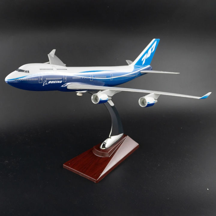 BOING 747 Airplane Simulation Passenger Aircraft Plane Model scale 1:160 LED 47CM AIRCRAFT AEROPLANE PLANE MODEL WITH LIGHTENING FEATURES PERFECT FOR DECORATION AND GIFT ITEM