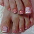 Short Pink Press on Toenails with French White Edge Flower Designs Toe Nails Sets for Women Girls DIY Manicure Nail Art. 