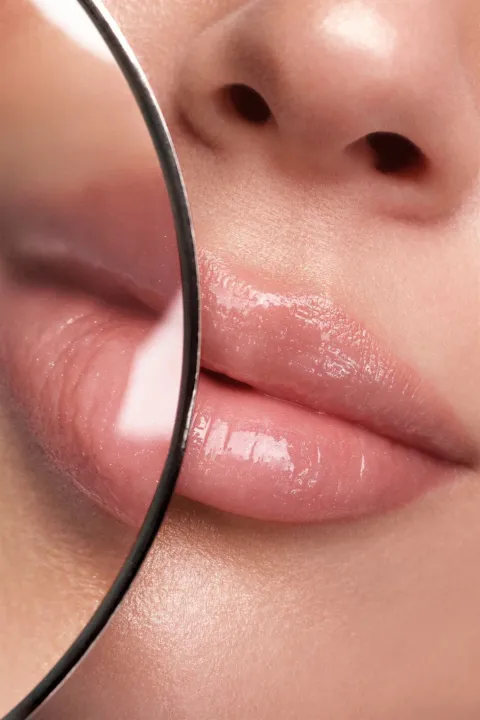 Pastel%20cosmetics%20profashion%20plump%20up%20extra%20hydrating%20plumping%20gloss%205.3ml%20-%20Image%204