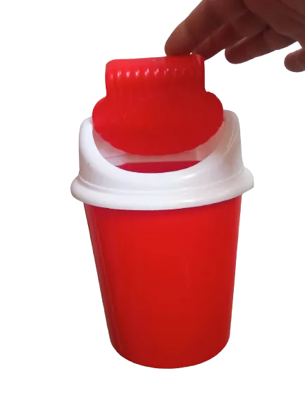 Plastic%20Mini%20Desk%20Dustbin%201.5%20Liters%20-%20Image%203