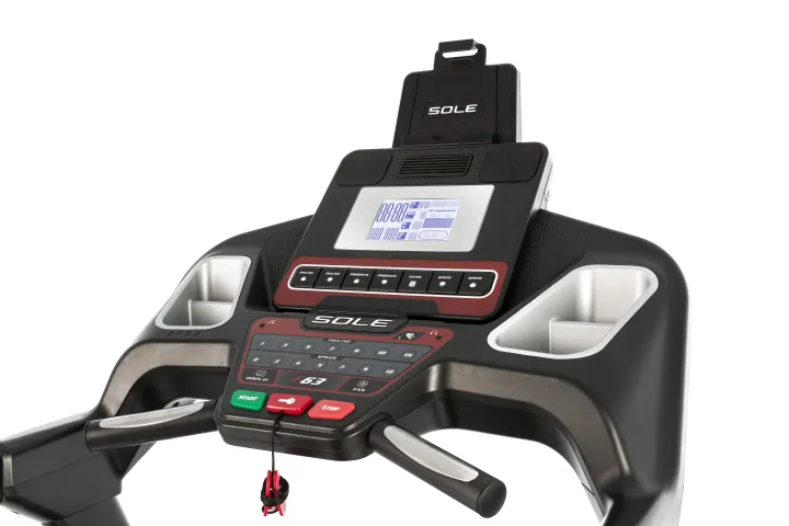 Sole%20F63%20Treadmill%20-%20Image%204