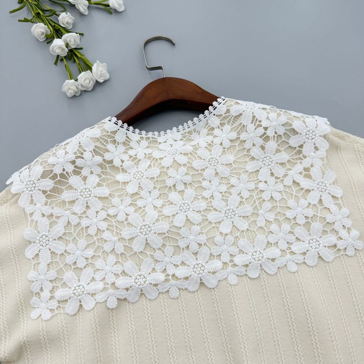 Li%20Hongyuan's%20fine%20embroidery,%20sweet%20scarf,%20college%20style%20age-reducing%20cut-out%20lace%20shawl%20-%20Image%203