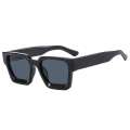 Fahion Vintage Small Square Sunglasses Men Women Retro Brand Designer Green Sun Glasses Unisex Ins Popular Shades Eyewear UV400. 