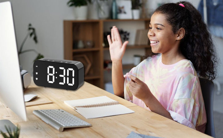 Digital%20Alarm%20Clock%20LED%20Display%20Portable%20Electronic%20Clocks%2012/24H%20Dual%20Alarms%20(Black)%20Table%20Clock%20Button%20Snooze%20Function%20%7C%7C%20powered%20by%20Battery%20/%20Electricity%20%7C%7C%20-%20Image%209