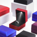 Ring Box 6.5 * 6 * 5cm Led Light Jewelry Box Exquisite Rubber Paint+Plush Pendant Box 7 * 9 *3.2cm Spray Painted Ring Box Red/Blue/Black R High End Jewelry Box for Home Decor. 