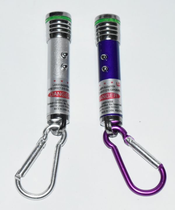3%20in%201%20Laser%20Light%20With%20Key%20Ring%20.%20Torch%20Light%20for%20Kids%20,%20School%20College%20Teaching%20Tool%20Set%20of%202%20Pcs%20-%20Image%203