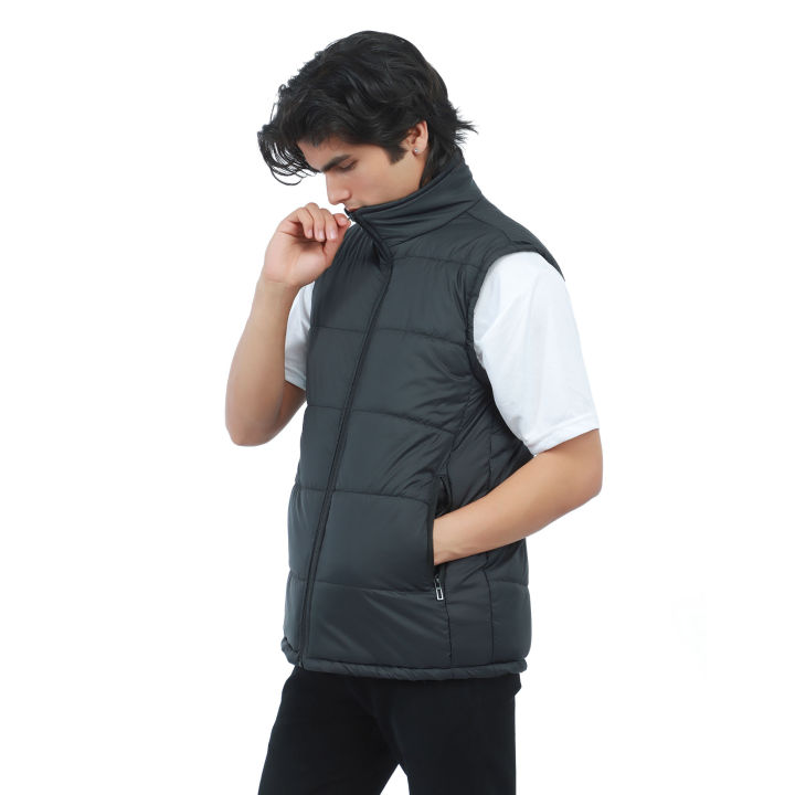 Pre-Winter%20Half-Sleeve%20Lightweight%20Puffer%20Jacket%20For%20Men's.%20-%20Image%207