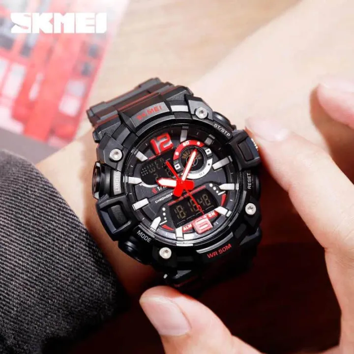 SKMEI%201529%20Men's%20Sports%20LED%20Light%20Chronograph%20Dual%20Display%203%20Time%20Multi-Function%20Watch%20-%20Black/Red%20-%20Image%204