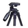 Yunteng 5208 Aluminum Light Weight Tripod With Bluetooth Remote For Smartphone. 