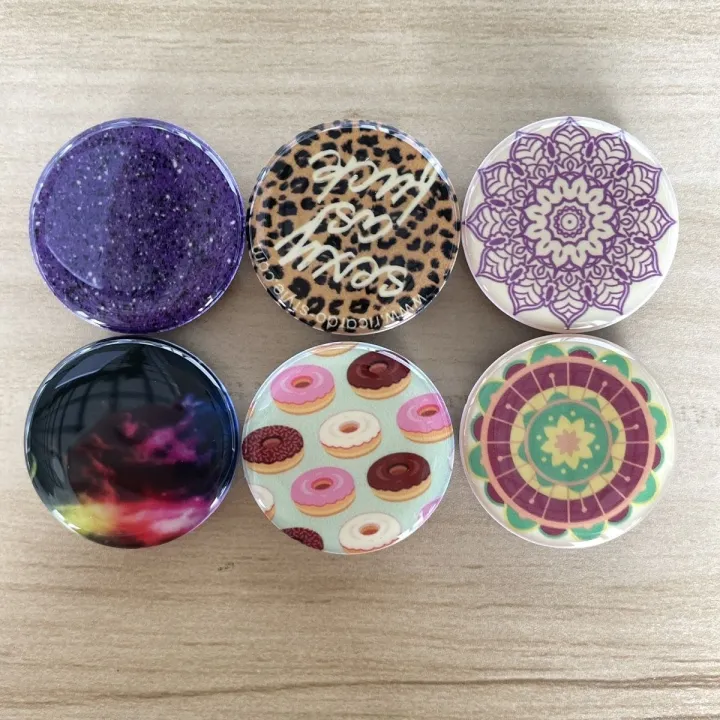 Pop%20Sockets:%20Collapsible%20Grip%20and%20Stand%20for%20Phones%20and%20Tablets-%20Color%20And%20Design%20Many%20Very%20-%20Image%204