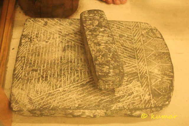 Natural Stone Traditional Village Style Natural Hand Grinder Mortar & Pestle Grindstone Hand Grinder, Large Size (L-16, B-9inch) Rectangular Silauto Lohoro  Hand Crafted Sil Batta  Flat Stone with Grinding Cylindrical Stone