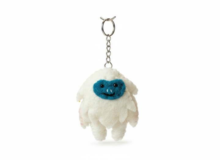 Eco-Friendly%20Hand-Felted%20Wool%20Yeti%20Key%20Ring%20-%20White,%209cm%20-%20Made%20in%20Nepal%20-%20Image%202