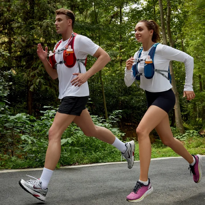 Water%20Bottle%20350ml2%20Hydration%20Bag%205L%20Running%20UTOBEST%20Hydration%20Vest%20Lightweight%20Backpack%20with%20One%20for%20Bike%20Marathon%20Hike%20-%20Image%206