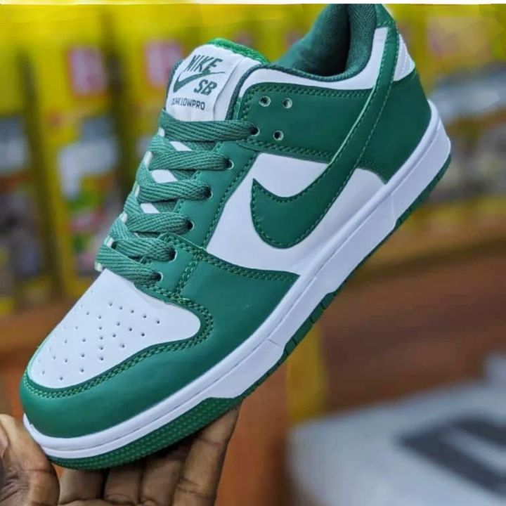 SB Dunk Low Pro Green Premium Sneaker for Men