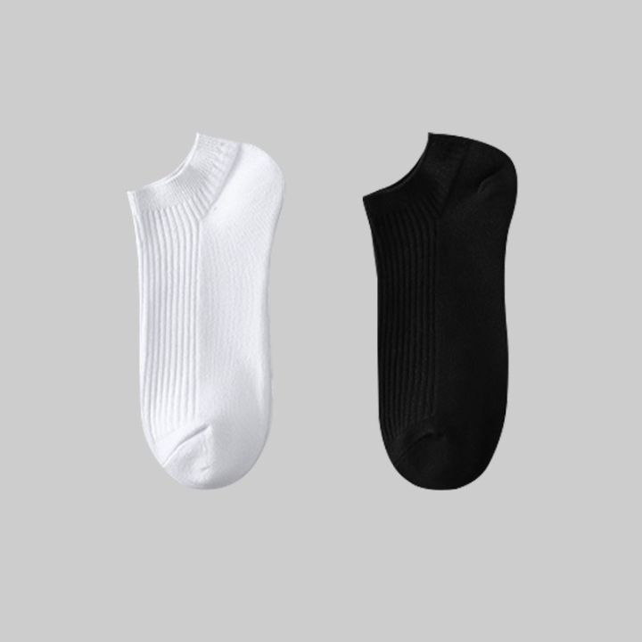 Pack%20Of%206%20Pairs%20Cotton%20Ankle%20Socks%20For%20Men%20And%20Women%20-%20Image%205