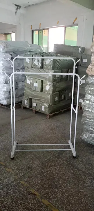 Double%20Railings%20Pipe%20Coat%20Rack%20/%20Clothes%20Stand%20with%20Two%20Side%20Hooks%20and%20PVC%20Fittings%20-%20Image%204