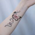 【Mega Hello Kitty Tattoo Cute Japanese Pink Snake Line Love Girl Sweet Butterfly Flower Arm. 