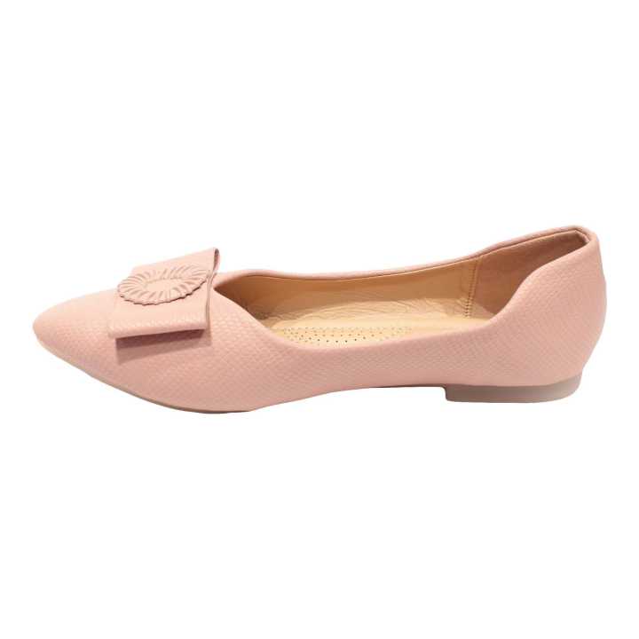 Pink%20Miss%20Buckle%20Design%20Closed%20Shoes%20For%20Women%20-%20Image%204