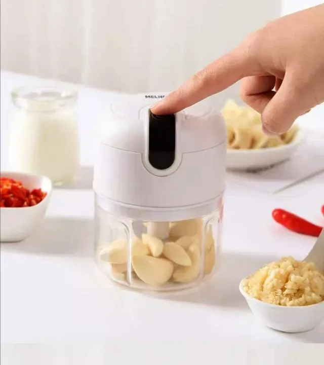 Electric%20Kitchen%20Food%20Chopper%20USB%20Portable%20Meat%20Grinder%20Vegetable%20Chopper%20for%20Kitchen%20Gadgets%20-%20Image%202