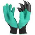 Garden Gloves With Claws For Digging & Planting. 