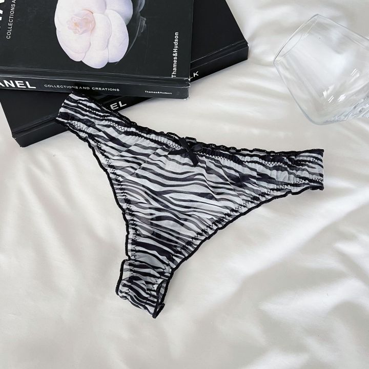 Foreign%20trade%20factory%20directly%20approved%20European%20and%20American%20printed%20thongs,%20feminine%20tight%20seam%20charm,%20simple%20skin-friendly%20and%20comfortable%20briefs%20-%20Image%209