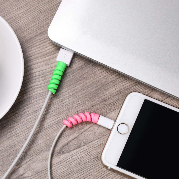 Spiral%20Charger%20Spring%20Cable%20Protector%20Data%20Cable%20Saver%20(Pack%20Of%204)%20-%20Image%202