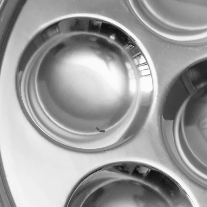 Stainless%20Steel%20Ritual%20Tray%20Puja%20Thali%20With%207%20Compartments%20-%207"%20Diameter%20-%20Image%203