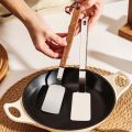 Practical 304 Stainless Steel Frying Spatula Long Handle Anti-Scalding Cooking Shovel Rust Resistant Barbecue Spatula Tiramisu. 