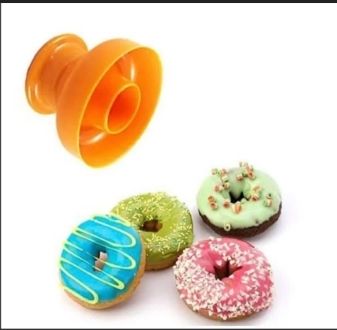 Bakers'%20Creation%20Plastic%20Doughnut%20Cutter%20(Doughnut%20shape/Home%20baking/Doughnut%20making)%20-%20Image%202