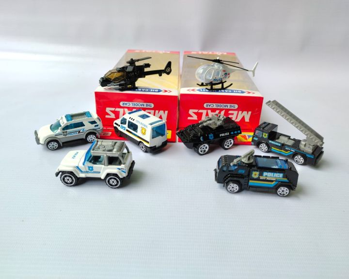 Metal%20Cars%20Toy%20Set%20Metal%20Wheels%20Model%20Cars%20Toys%20-%20Image%209