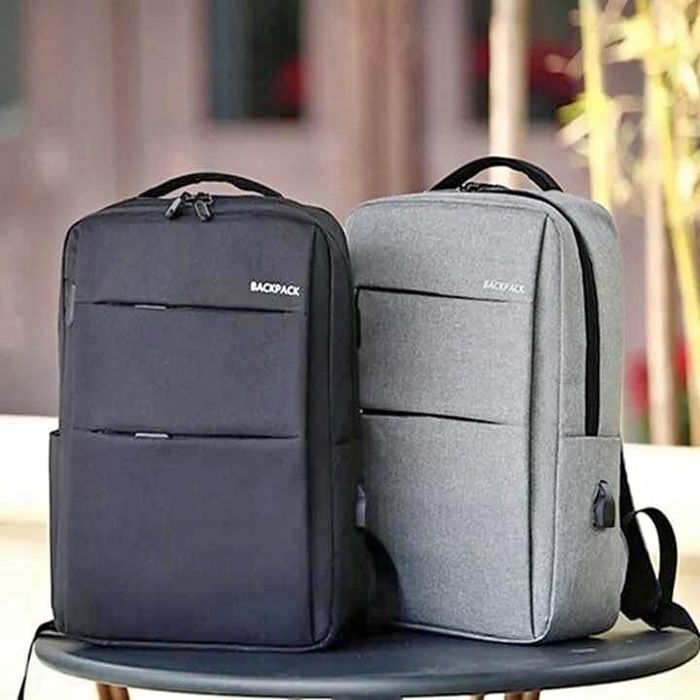 Slim%20Laptop%20Backpack%20With%20USB%20Charging%20Port%20Bag%20for%20Men%20and%20Women%20-%20Image%203