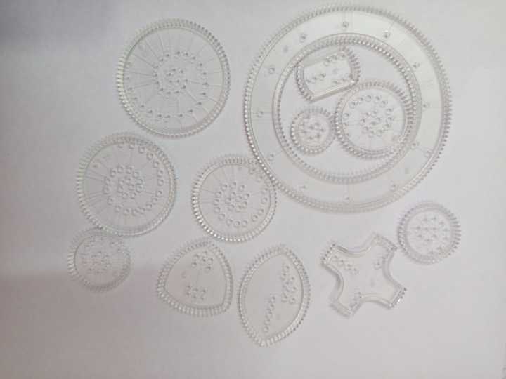 1%20x%20Spirograph%20Geometric%20Ruler%20Learning%20Drawing%20Tool%20Stationery%20for%20Students%20Drawing%20Set%20-%20Image%205