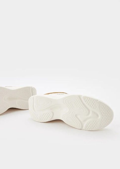 Peak%20Canvas%20White%20Cross%20Training%20Shoes%20For%20Men%20E241507J%20-%20Image%205