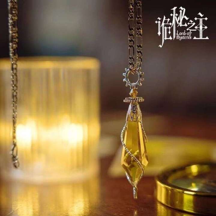 The Lord of Mysteries Klein Yellow Crystal Pendulum Personality Fashion Fantasy Novel Peripheral Necklace