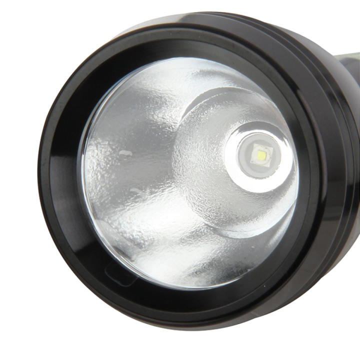 Geepas%20rechargeable%20led%20flashlight%20Japan%20Made%20Led%20Rechargeable%20Torch%20Light%20-%20Image%204