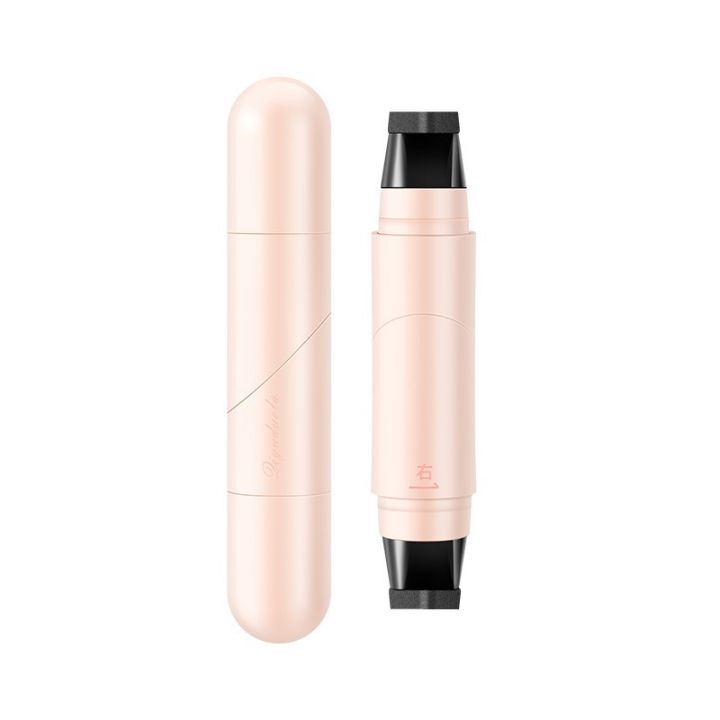 Qiyuduola%20Adventure%20Dora%20eyeliner%20stamp%20wears%20an%20integrated%20turnsteller%20eyeliner%20stamp%20pen%20eyeliner%20-%20Image%205