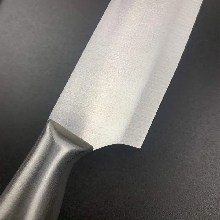 Dipai%208"%20Classics%20Professional%20Stainless%20Steel%20Chef%20Knife%20-%20Image%204