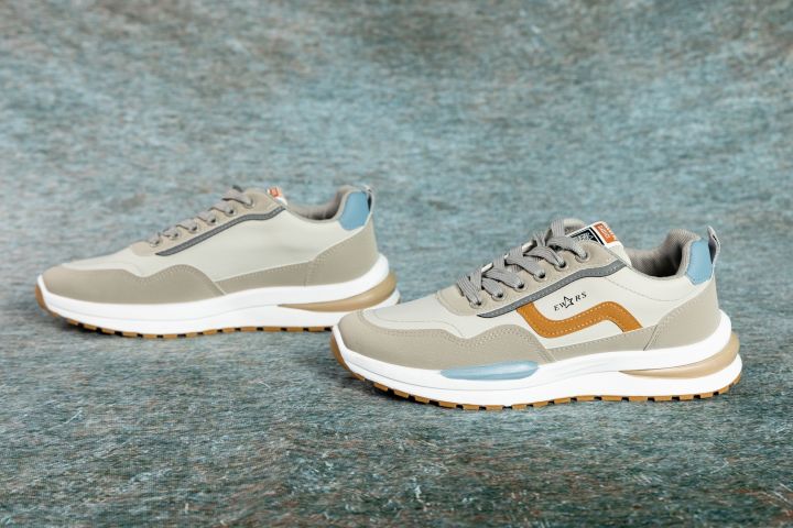 Sneaker shoes for men