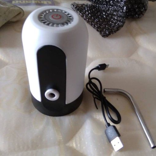 Electric%20Gallon%20Pump%20USB%20Electric%20Gallon%20Pump%20Charger%20-%20Image%209