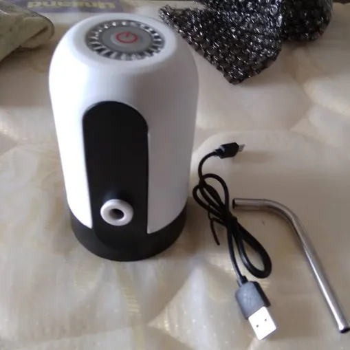 Electric%20Gallon%20Pump%20USB%20Electric%20Gallon%20Pump%20Charger%20-%20Image%209