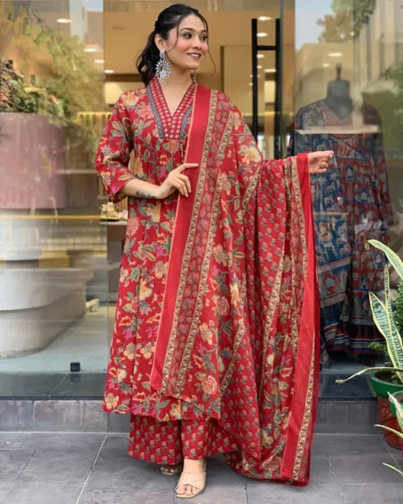 Fabdale%203%20Piece%20Floral%20Print%20Viscose%20Rayon%20Kurta%20Suruwal%20Set%20with%20Dupatta%20%7C%20Salwar%20Suit%20for%20Women%20(DVST-009)%20-%20Image%205